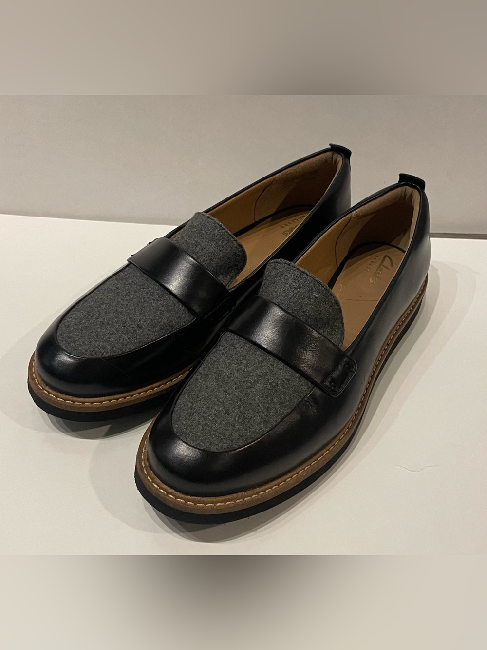 Clarks Classic Black and Gray Penny Loafers